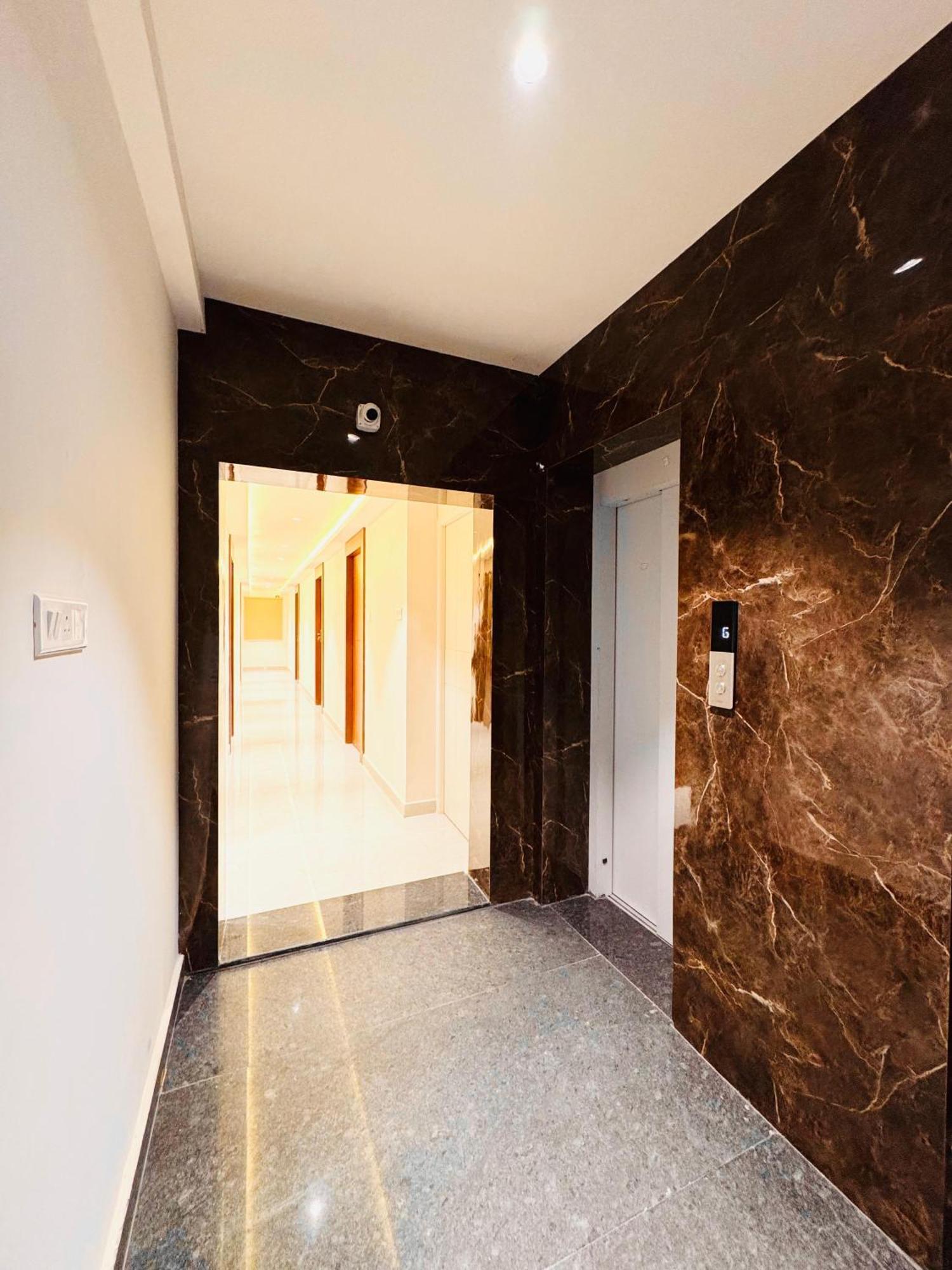 Hotel Star Avenue - Indiranagar Μπανγκαλόρ Εξωτερικό φωτογραφία