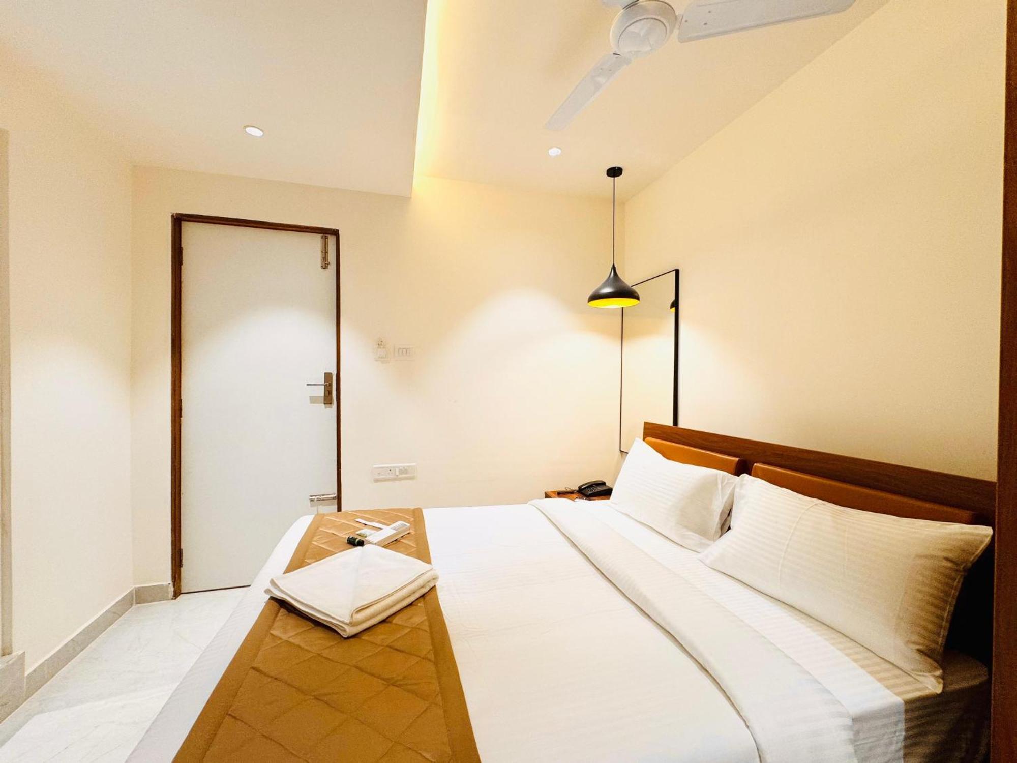 Hotel Star Avenue - Indiranagar Μπανγκαλόρ Εξωτερικό φωτογραφία