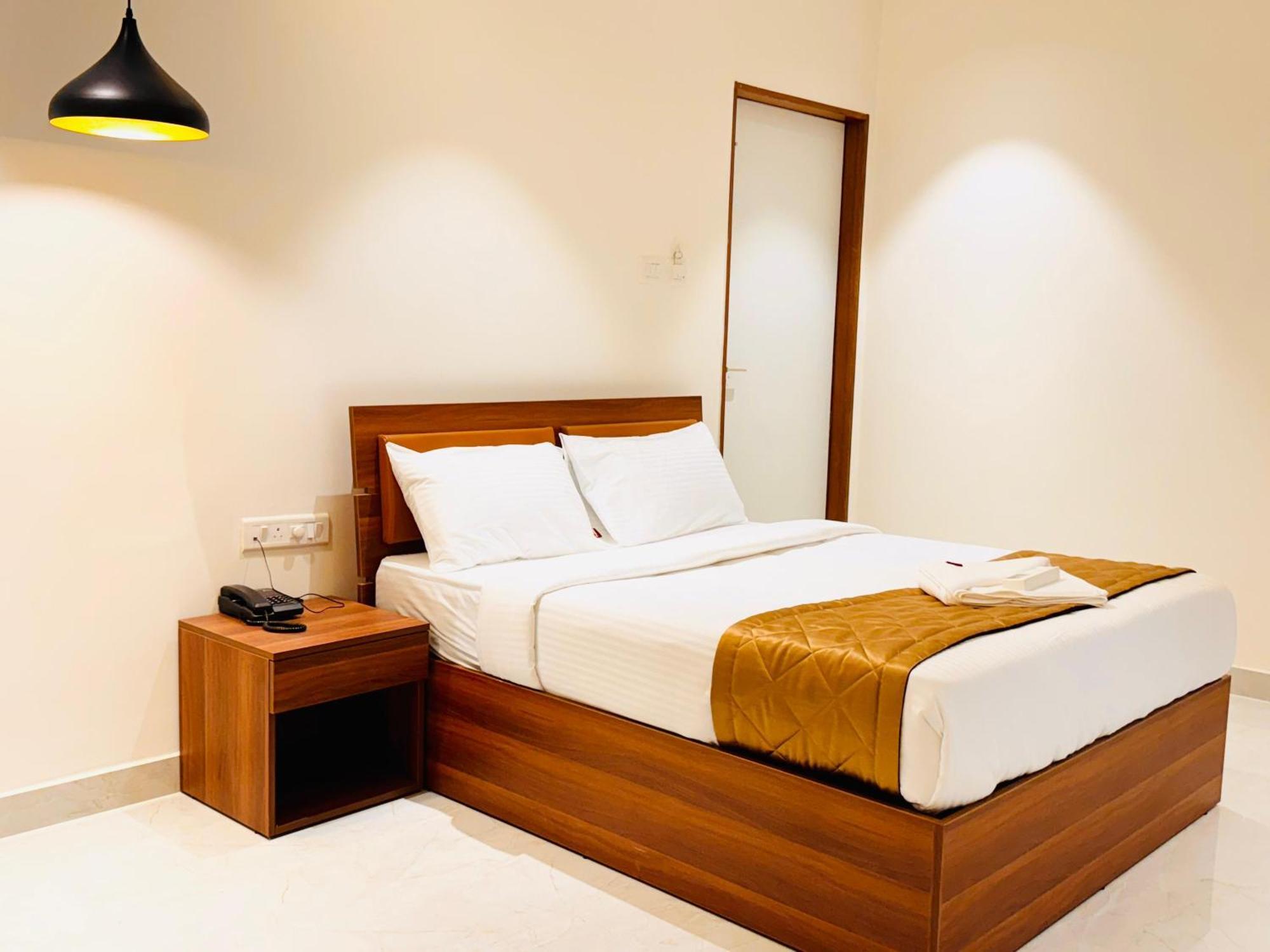 Hotel Star Avenue - Indiranagar Μπανγκαλόρ Εξωτερικό φωτογραφία