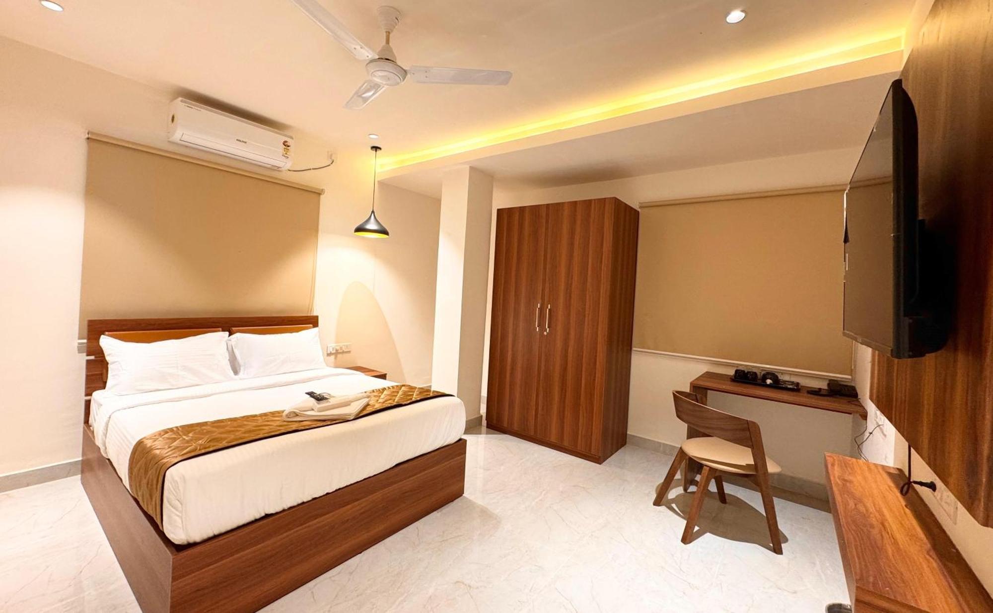 Hotel Star Avenue - Indiranagar Μπανγκαλόρ Εξωτερικό φωτογραφία